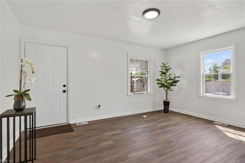 Photo 5 of 22 residential for sale in Hampton virginia Photo 5 of 22 residential for sale in Hampton virginia