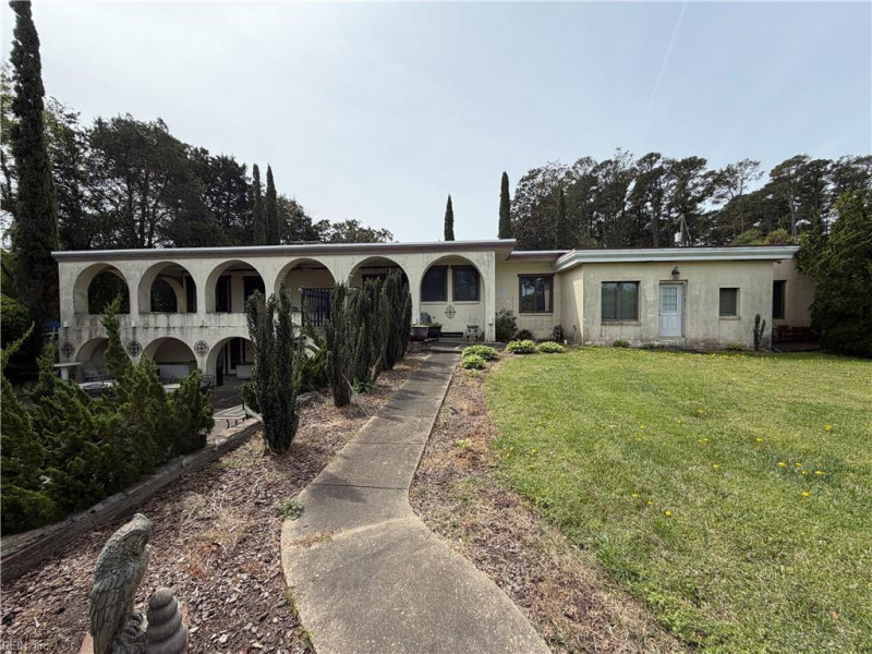 Photo 1 of 17 residential for sale in Virginia Beach virginia