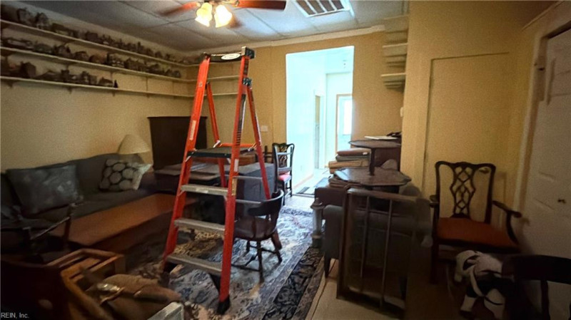 Photo 15 of 17 residential for sale in Virginia Beach virginia