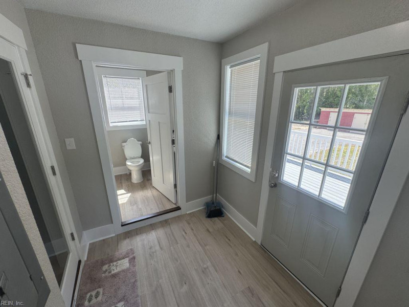 Photo 14 of 46 residential for sale in Suffolk virginia
