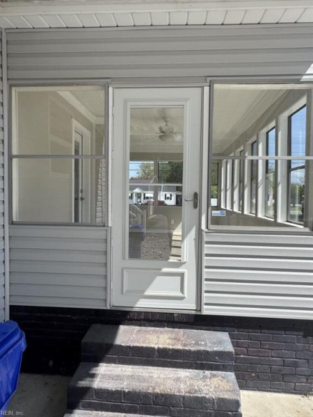Photo 15 of 46 residential for sale in Suffolk virginia
