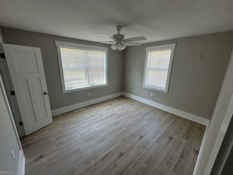 Photo 29 of 46 residential for sale in Suffolk virginia