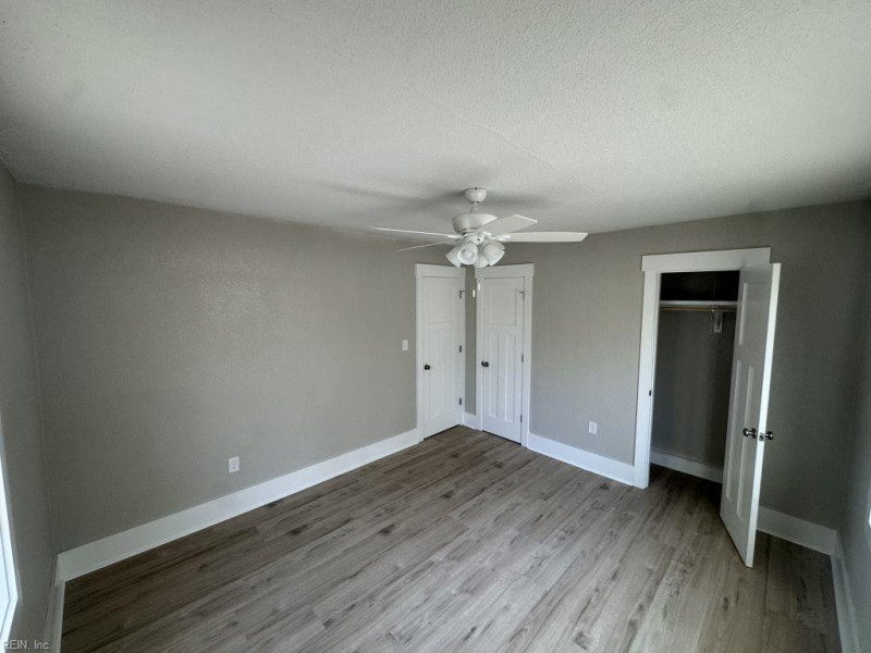 Photo 30 of 46 residential for sale in Suffolk virginia