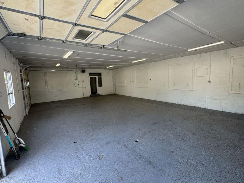 Photo 41 of 46 residential for sale in Suffolk virginia