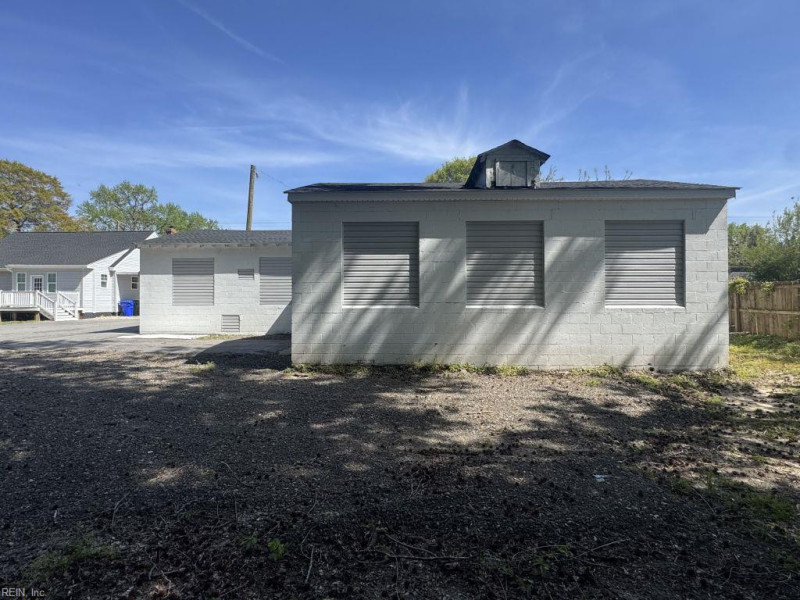Photo 43 of 46 residential for sale in Suffolk virginia