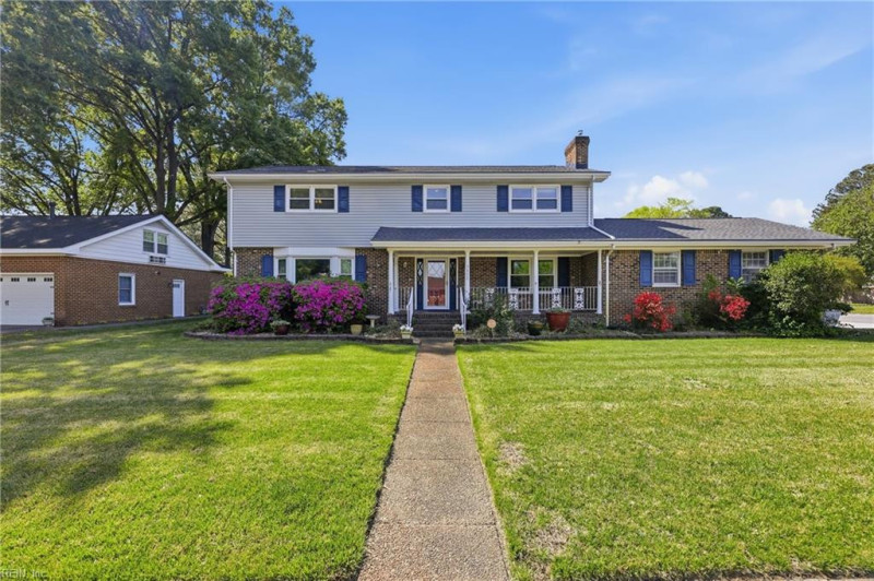Photo 9 of 49 residential for sale in Virginia Beach virginia
