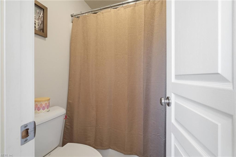 Photo 33 of 50 residential for sale in Suffolk virginia Photo 33 of 50 residential for sale in Suffolk virginia