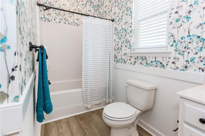 Photo 38 of 47 residential for sale in Suffolk virginia