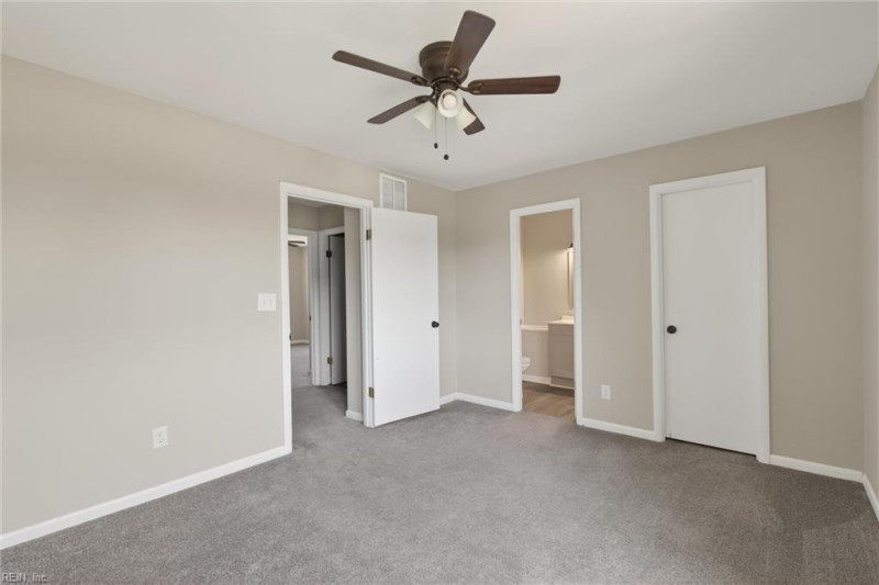 Photo 10 of 18 residential for sale in Virginia Beach virginia