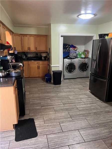 Photo 3 of 8 residential for sale in Portsmouth virginia