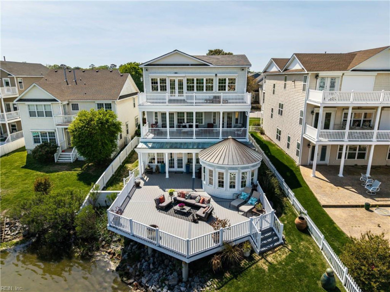 Photo 2 of 43 residential for sale in Virginia Beach virginia