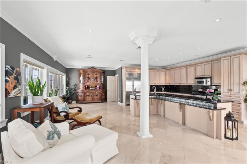 Photo 9 of 43 residential for sale in Virginia Beach virginia