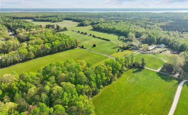 7713 Newman Road, James City County, VA 23188