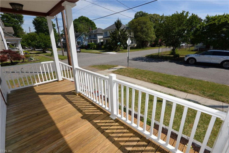 Photo 35 of 45 residential for sale in Portsmouth virginia