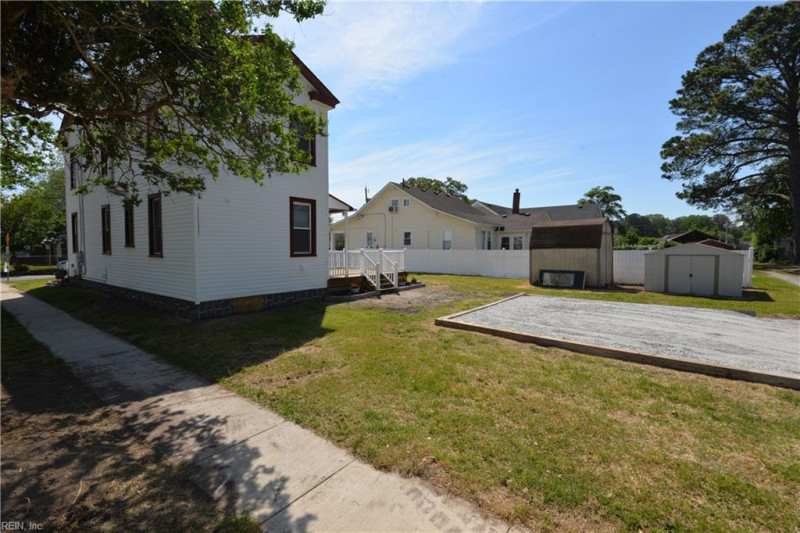 Photo 41 of 45 residential for sale in Portsmouth virginia