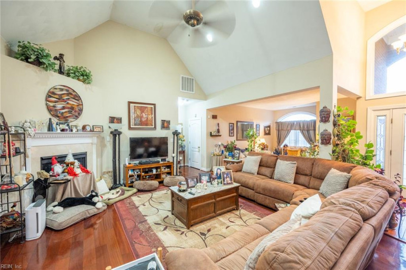 Photo 8 of 37 residential for sale in Suffolk virginia Photo 8 of 37 residential for sale in Suffolk virginia