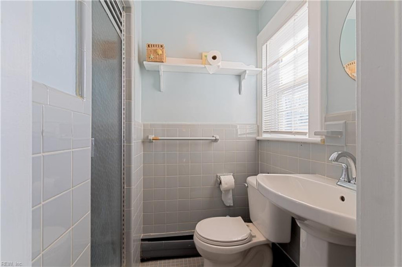 Photo 43 of 50 residential for sale in Norfolk virginia Photo 43 of 50 residential for sale in Norfolk virginia