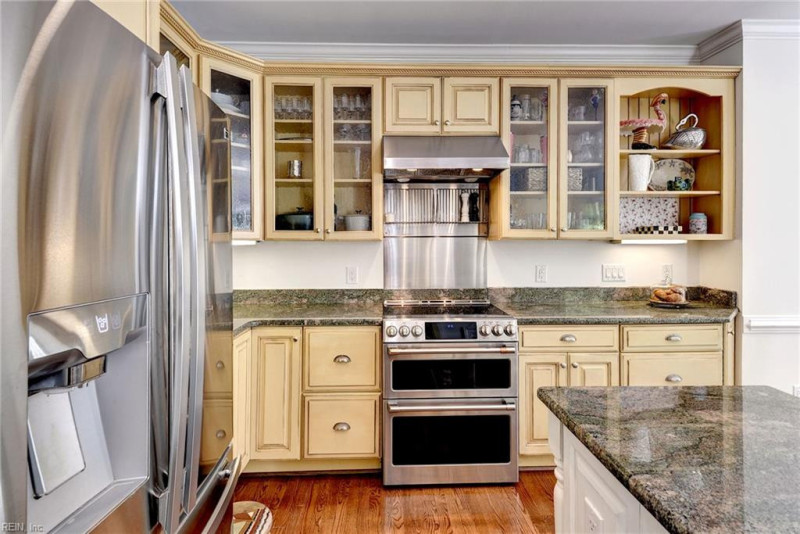 Photo 15 of 50 residential for sale in James City County virginia