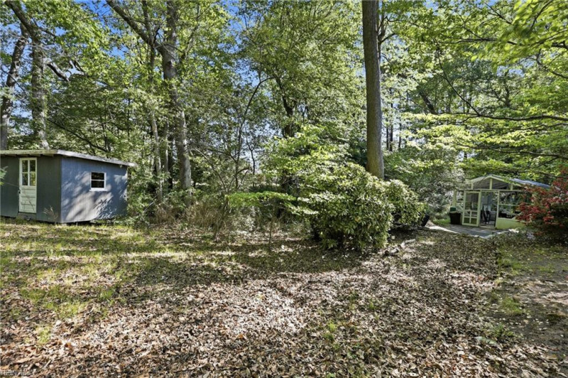 Photo 35 of 45 residential for sale in Chesapeake virginia