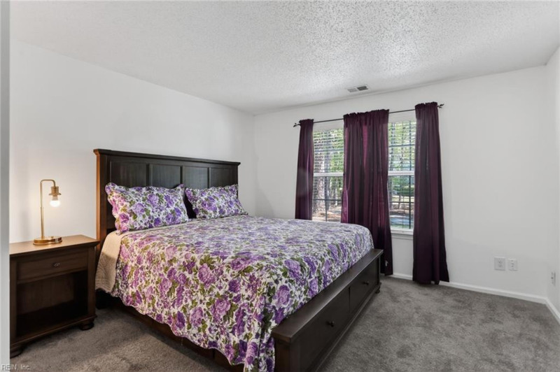 Photo 15 of 23 residential for sale in Chesapeake virginia