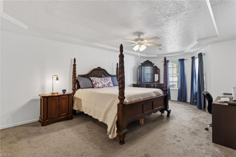 Photo 18 of 23 residential for sale in Chesapeake virginia