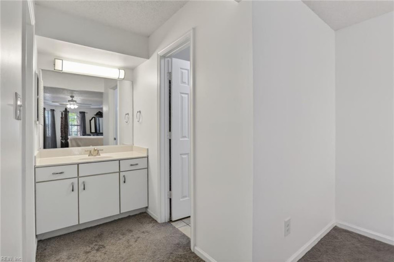 Photo 20 of 23 residential for sale in Chesapeake virginia