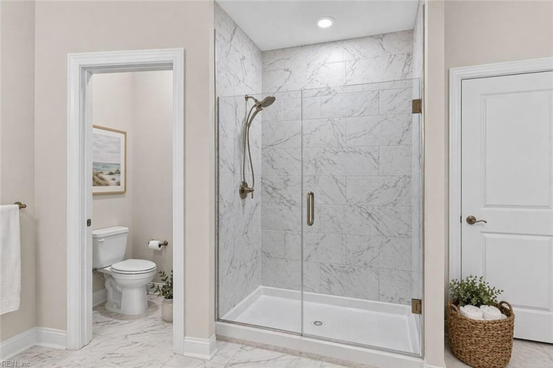 Photo 17 of 40 residential for sale in Chesapeake virginia Photo 17 of 40 residential for sale in Chesapeake virginia