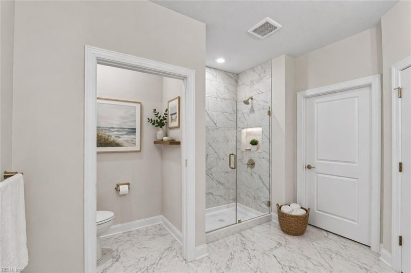 Photo 18 of 40 residential for sale in Chesapeake virginia Photo 18 of 40 residential for sale in Chesapeake virginia