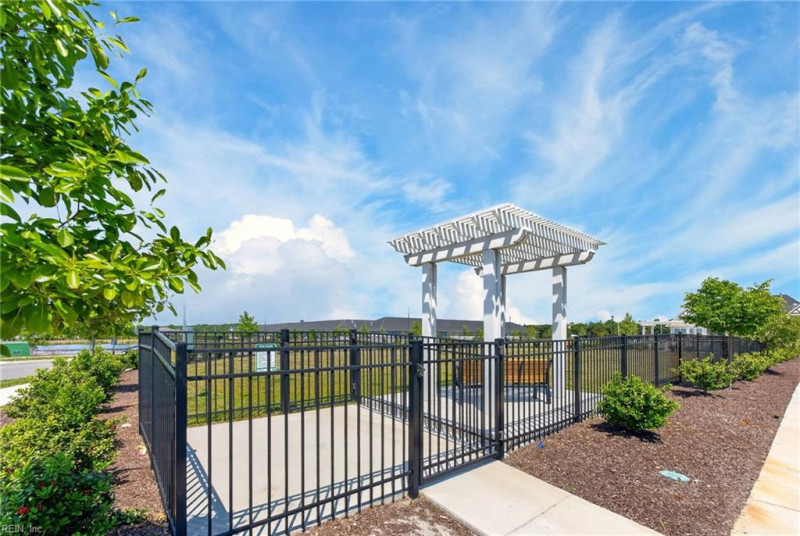 Photo 36 of 40 residential for sale in Chesapeake virginia Photo 36 of 40 residential for sale in Chesapeake virginia