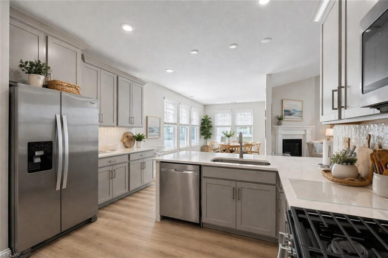 Photo 5 of 40 residential for sale in Chesapeake virginia Photo 5 of 40 residential for sale in Chesapeake virginia