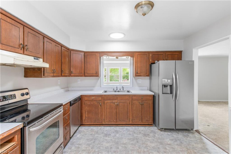 Photo 20 of 45 residential for sale in Virginia Beach virginia