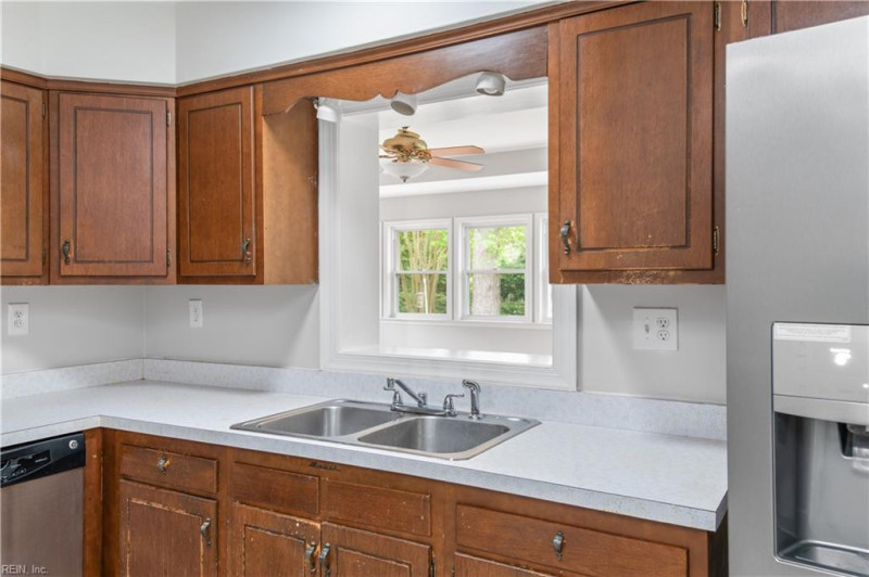 Photo 21 of 45 residential for sale in Virginia Beach virginia