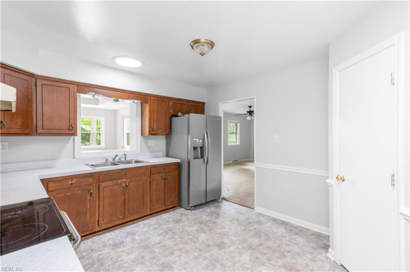 Photo 22 of 45 residential for sale in Virginia Beach virginia