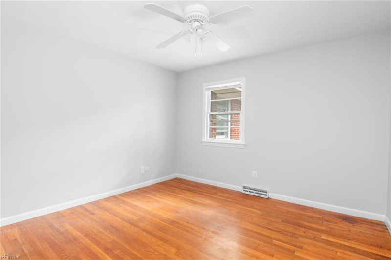 Photo 24 of 45 residential for sale in Virginia Beach virginia