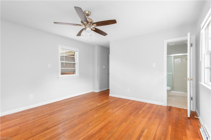 Photo 27 of 45 residential for sale in Virginia Beach virginia