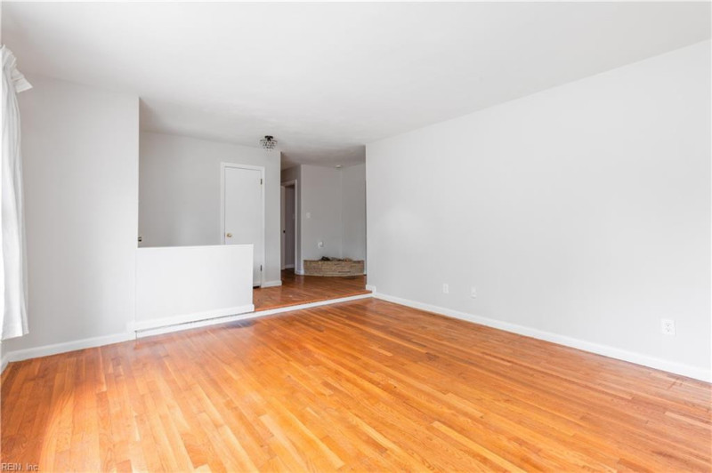 Photo 6 of 45 residential for sale in Virginia Beach virginia