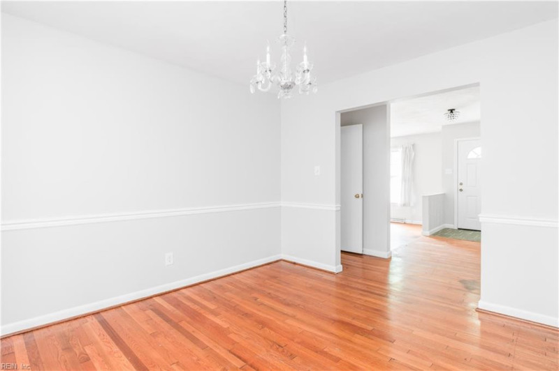 Photo 9 of 45 residential for sale in Virginia Beach virginia