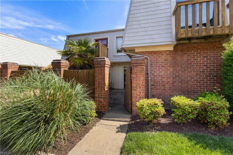 Photo 2 of 12 residential for sale in Virginia Beach virginia Photo 2 of 12 residential for sale in Virginia Beach virginia