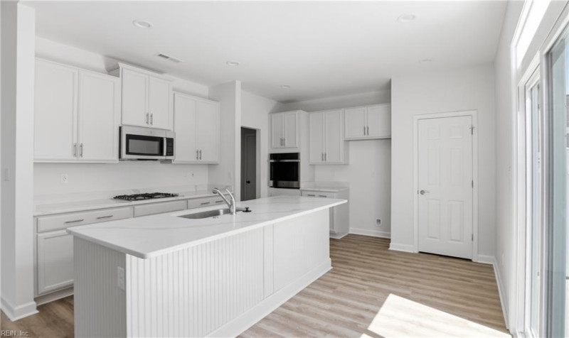 Photo 11 of 50 residential for sale in Suffolk virginia