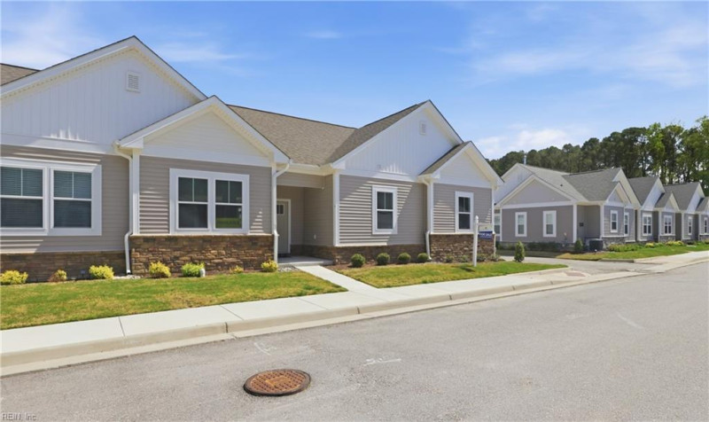 Photo 45 of 50 residential for sale in Suffolk virginia