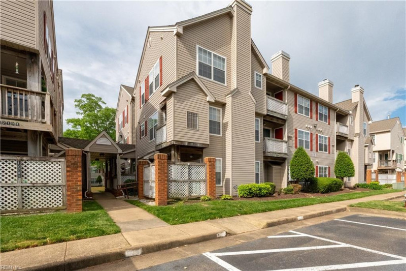 Photo 2 of 26 residential for sale in Newport News virginia