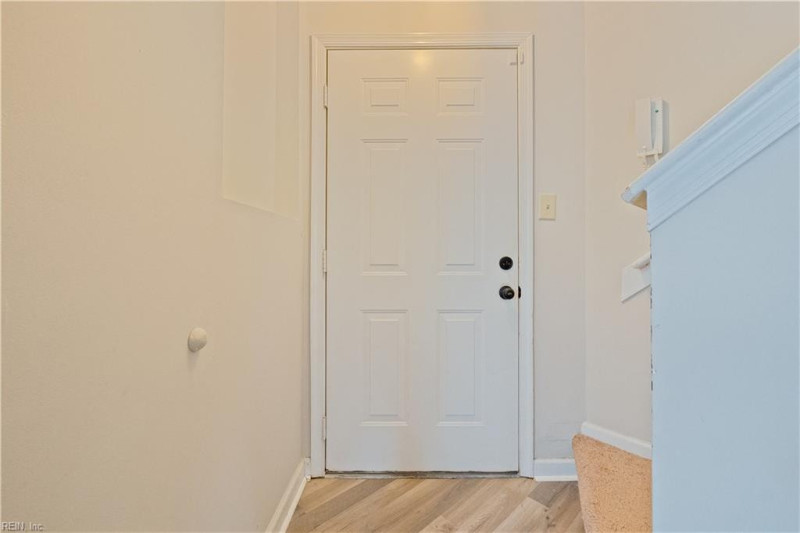 Photo 5 of 26 residential for sale in Newport News virginia