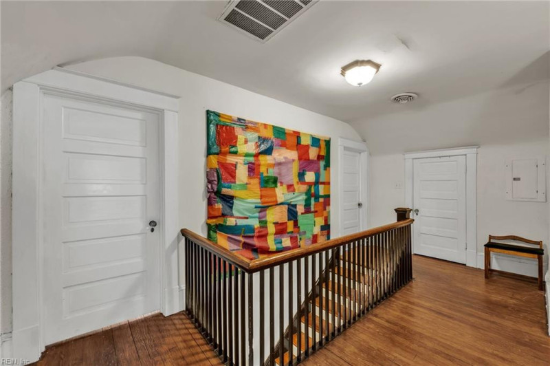 Photo 34 of 49 residential for sale in Norfolk virginia Photo 34 of 49 residential for sale in Norfolk virginia