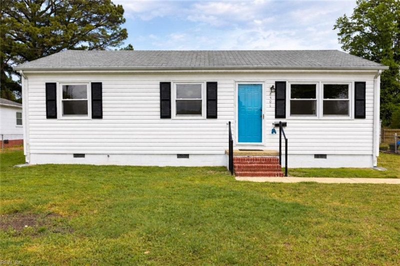 Photo 1 of 22 residential for sale in Hampton virginia