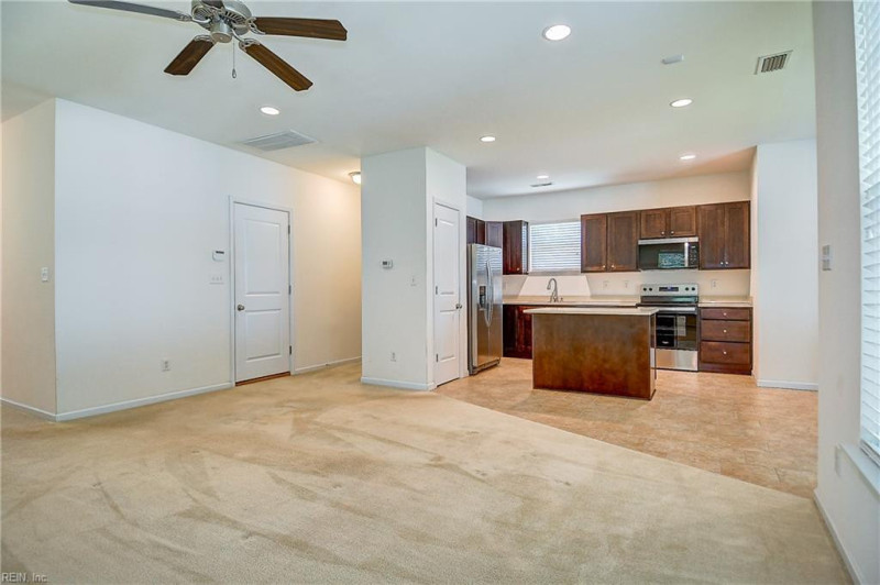 Photo 32 of 40 residential for sale in Chesapeake virginia Photo 32 of 40 residential for sale in Chesapeake virginia
