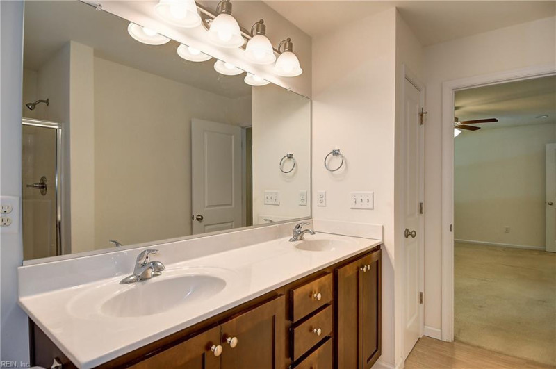 Photo 33 of 40 residential for sale in Chesapeake virginia Photo 33 of 40 residential for sale in Chesapeake virginia