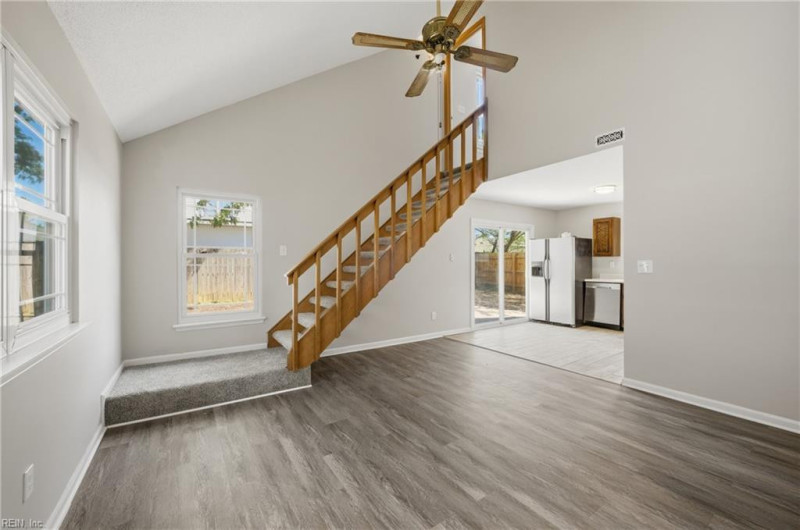 Photo 14 of 47 residential for sale in Virginia Beach virginia