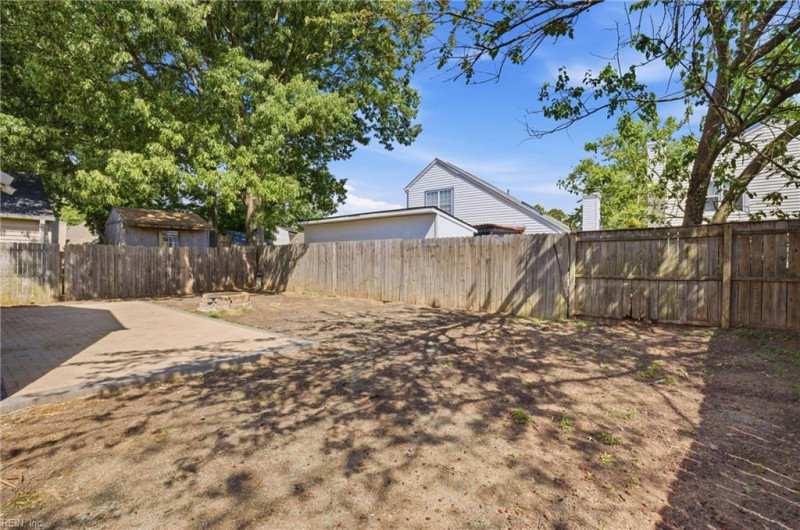 Photo 36 of 47 residential for sale in Virginia Beach virginia