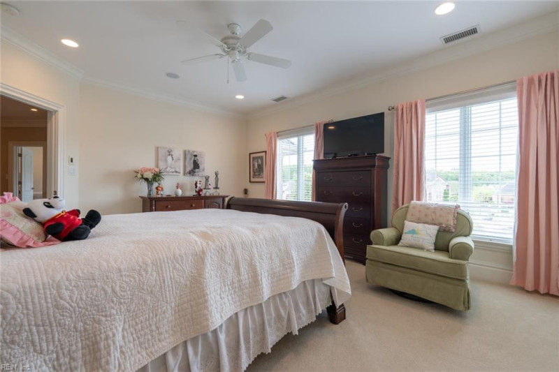 Photo 30 of 50 residential for sale in Chesapeake virginia Photo 30 of 50 residential for sale in Chesapeake virginia