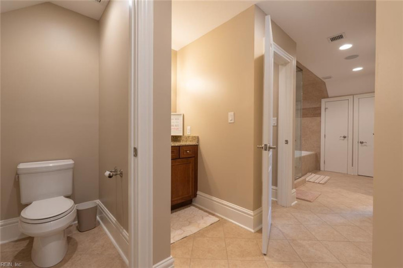Photo 32 of 50 residential for sale in Chesapeake virginia Photo 32 of 50 residential for sale in Chesapeake virginia